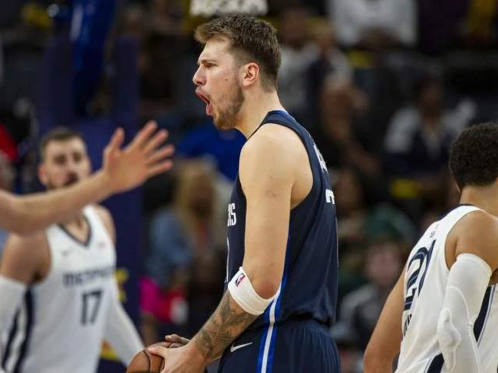 爵士客场大胜,西部积分榜再次上升的简单介绍 爵士客场大胜,西部积分榜再次上升的简单介绍