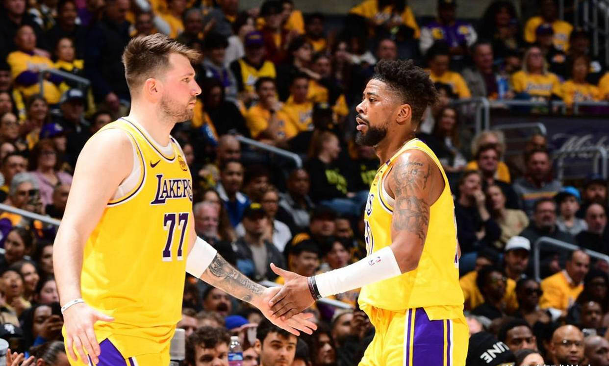 Ming关键节点战术调整,湖人带队取胜! Ming关键节点战术调整,湖人带队取胜!